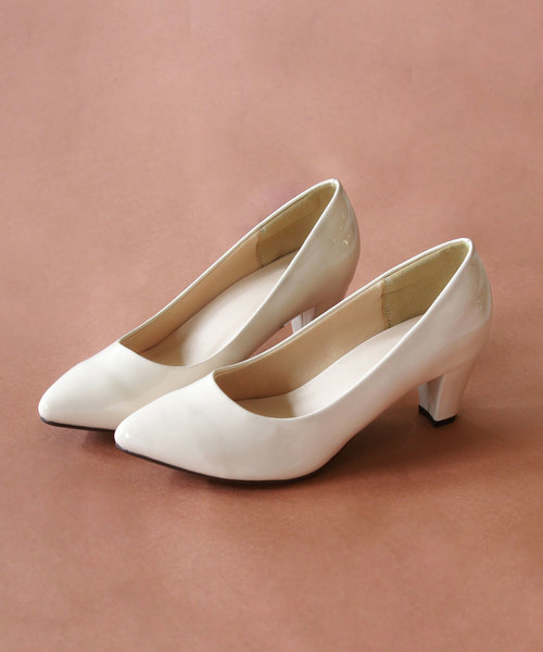 menue（メヌエ）の「freely(フリーリー)  幅広 4e ポインテッドトゥ 6cmヒール チャンキーヒール 太ヒール パンプス（パンプス・レディース・ピンクベージュ/ブラウン/ブラック系その他/ホワイト/ブラック/ブラウン系その他/スモークピンク/ライトグレー/ブルー/ブラック系その他2/グレイッシュベージュ/アイボリー/グレー/レンガ/ブラック系その他3/ピンク系その他/レッド系その他/ブルー系その他/ベージュ/ブラック系その他4/ブラウン系その他2/パイソン/シルバー/ラベンダー/グレー系その他・22.5cm/23.5cm/21.5cm/25.5cm/22.0cm/23.0cm/25.0cm/24.5cm/24.0cm/26.0cm/27.0cm/26.5cm/23cm/22cm/27cm/25cm/26cm/24cm）」の3枚目の写真