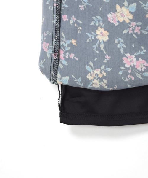 w closet（ダブルクローゼット）の「サスペンダー付き花柄ハイウエストパンツ（その他パンツ・レディース・ブラック/サーモンピンク/オフホワイト・FREE）」の14枚目の写真