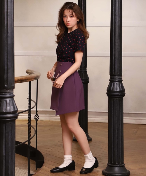 one after another NICE CLAUP（ワンアフターアナザーナイスクラップ）の「ストロベリー柄Tシャツ（Tシャツ/カットソー・レディース・ブラック/オフホワイト・FREE）」の5枚目の写真