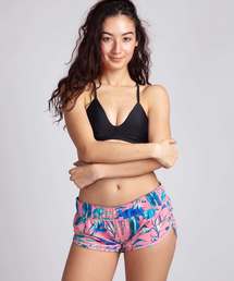 Hurley （ハーレー）の「W SUPERSUEDE FLORAL BR SHORT / ハーレー レディースボードショーツ / サーフショーツ / 水着 トロピカルプリント  マリンスポーツ（水着・レディース）」