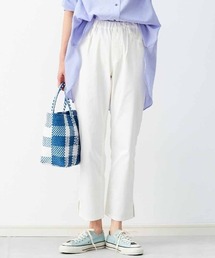 リブ イン コンフォート 暑い日もきちんと美脚! ちょうどいいシルエットの涼やかパンツ