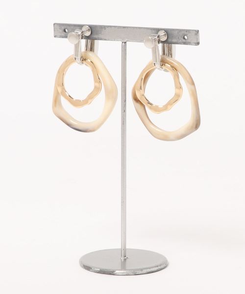 LOWRYS FARM（ローリーズファーム）の「シンプルマルチＷＡＹイヤリング　840909（イヤリング・レディース・ブラウン/アイボリー/クリア・FREE）」の4枚目の写真