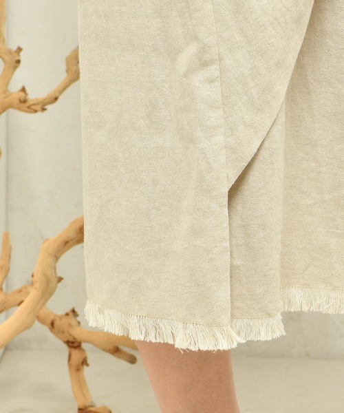 DouDou（ドゥドゥ）の「リネンラップスカート（スカート・レディース・ベージュ/グリーン・FREE）」の4枚目の写真