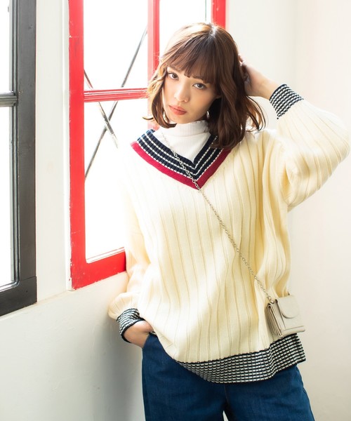 NiCORON�i�j�R�����j�́u�r�b�O�V���G�b�g�`���f���j�b�g�v���I�[�o�[���i�j�b�g/�Z�[�^�[�j�v�b�A�C�{���[