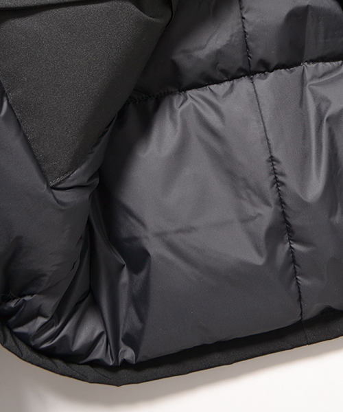 CANADA GOOSE（カナダグース）の「CANADA GOOSE JASPER∴（ダウンジャケット/コート・メンズ・ブラック/ネイビー/ベージュ・MEDIUM/SMALL/LARGE/X-SMALL）」の11枚目の写真