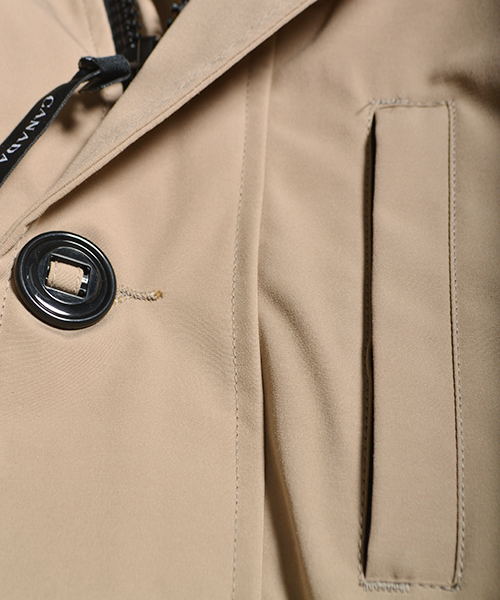 CANADA GOOSE（カナダグース）の「CANADA GOOSE JASPER∴（ダウンジャケット/コート・メンズ・ブラック/ネイビー/ベージュ・MEDIUM/SMALL/LARGE/X-SMALL）」の6枚目の写真