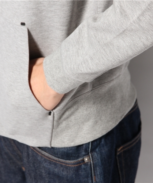 NIKE(ナイキ)の「NIKE TECH FLEECE 1.0 WINDRUNNER(スウェット・メンズ・ブラック/ネイビー/グレー・LARGE/MEDIUM/SMALL)」の11枚目の写真