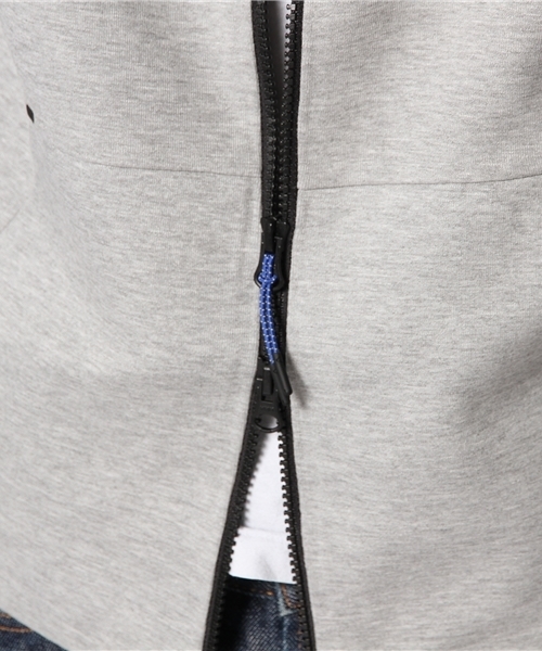 NIKE(ナイキ)の「NIKE TECH FLEECE 1.0 WINDRUNNER(スウェット・メンズ・ブラック/ネイビー/グレー・LARGE/MEDIUM/SMALL)」の13枚目の写真