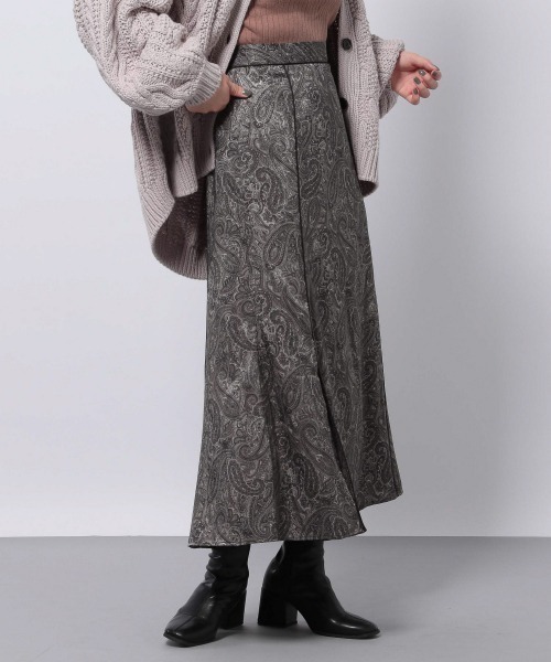 PAGEBOY（ページボーイ）の「ジャガードペイズリーセミフレアスカート（スカート・レディース・ブラック/ライラック・FREE）」の2枚目の写真