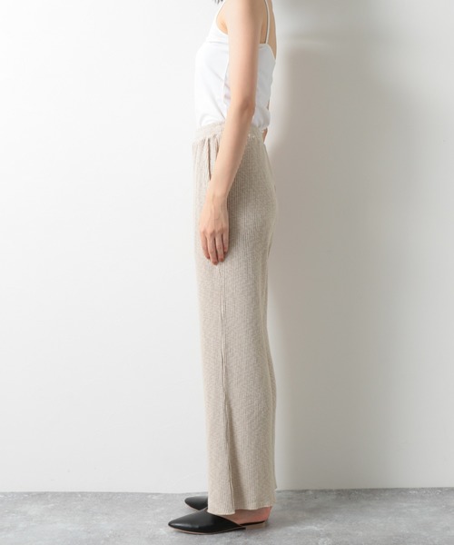 LAKOLE(ラコレ)の「コットンスラブチャンキーリブパンツ / LAKOLE(その他パンツ・レディース・ブラック/ライトベージュ/ブラウン系その他・SMALL/MEDIUM)」の11枚目の写真