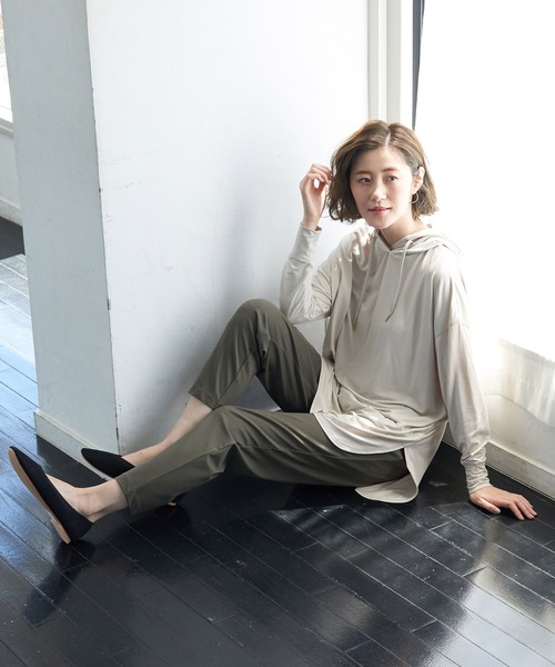 ROPE' PICNIC(ロペピクニック)の「【essential wear】ハイウエストカットテーパードパンツ(その他パンツ・レディース・ブラック/カーキ/ベージュ系その他2・40/38)」の5枚目の写真