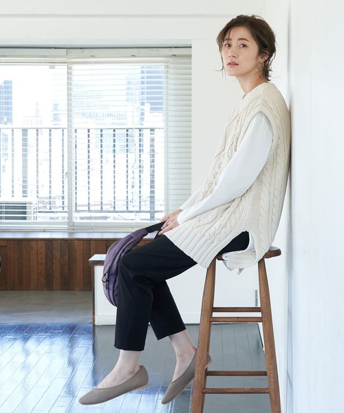 ROPE' PICNIC(ロペピクニック)の「【essential wear】ハイウエストカットテーパードパンツ(その他パンツ・レディース・ブラック/カーキ/ベージュ系その他2・40/38)」の4枚目の写真