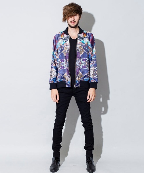 NO ID.(ノーアイディ)の「mj7722-リバーシブルステンドグラスBLZ ブルゾン(ブルゾン・メンズ・ブラック/カラフル・ONE SIZE)」の14枚目の写真