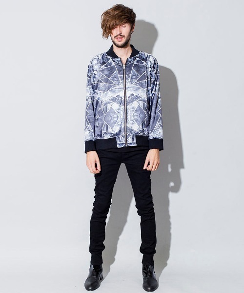 NO ID.(ノーアイディ)の「mj7722-リバーシブルステンドグラスBLZ ブルゾン(ブルゾン・メンズ・ブラック/カラフル・ONE SIZE)」の21枚目の写真