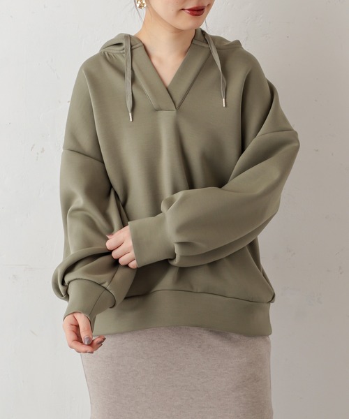 natural couture（ナチュラルクチュール）の「ダンボールニットコクーンパーカー（パーカー・レディース・ブラック/ベージュ/カーキ/ブルー/グレイッシュベージュ・FREE）」の21枚目の写真