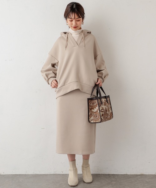 natural couture（ナチュラルクチュール）の「ダンボールニットコクーンパーカー（パーカー・レディース・ブラック/ベージュ/カーキ/ブルー/グレイッシュベージュ・FREE）」の18枚目の写真