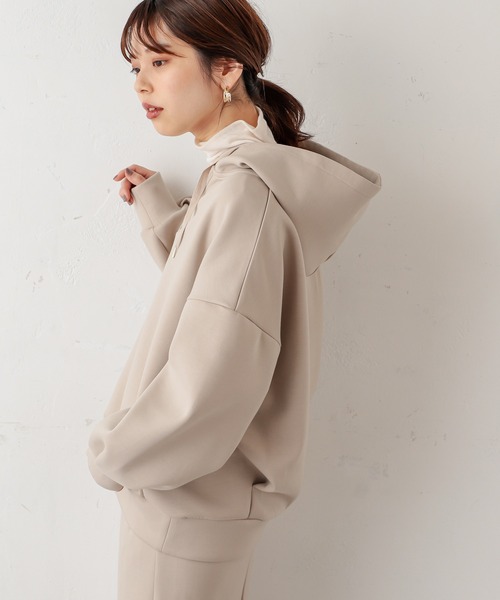 natural couture（ナチュラルクチュール）の「ダンボールニットコクーンパーカー（パーカー・レディース・ブラック/ベージュ/カーキ/ブルー/グレイッシュベージュ・FREE）」の17枚目の写真