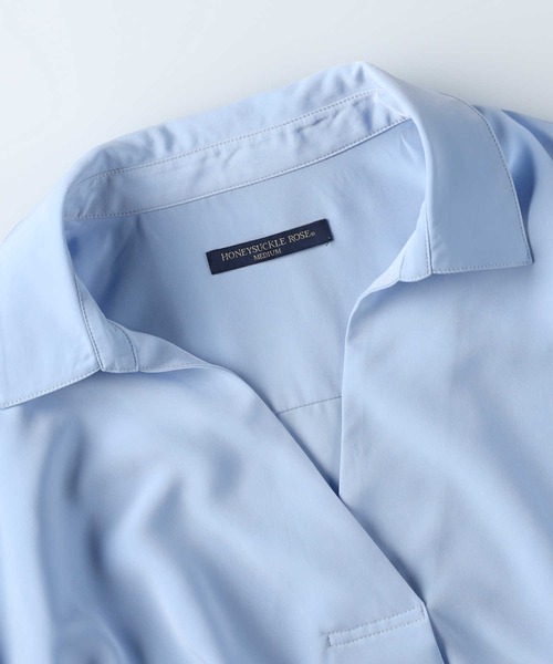 HONEYSUCKLE ROSE（ハニーサックルローズ）の「【HONEYSUCKLE ROSE】スキッパー長袖シャツ（シャツ/ブラウス・レディース・ホワイト/ネイビー/ブルー・M/L）」の8枚目の写真