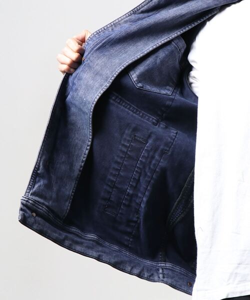 DIESEL（ディーゼル）の「メンズ ジャケット デニムジャケット ワークジャケット オーバーダイ ベルベット（デニムジャケット・メンズ・インディゴブルー・SMALL/LARGE/MEDIUM/X-SMALL/X-LARGE/XX-LARGE）」の9枚目の写真