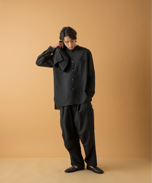 ADAM ET ROPE'（アダムエロペ）の「【吸水速乾/超軽量】ルーズテーパード カーゴパンツ/セットアップ対応（カーゴパンツ・メンズ・ブラック・S/M/L/XL/XS）」の5枚目の写真