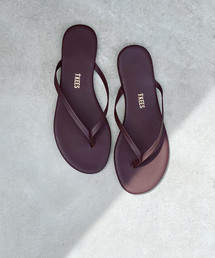 【TKEES/ティキーズ】FOUNDATION MATTE D GLOW サンダル◆