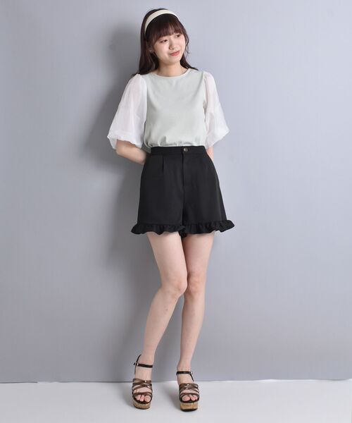 MAJESTIC LEGON(マジェスティックレゴン)の「ガーリーフリルショートパンツ(その他パンツ・レディース・サンドベージュ/ベージュ/ブラック・SMALL/MEDIUM)」の11枚目の写真