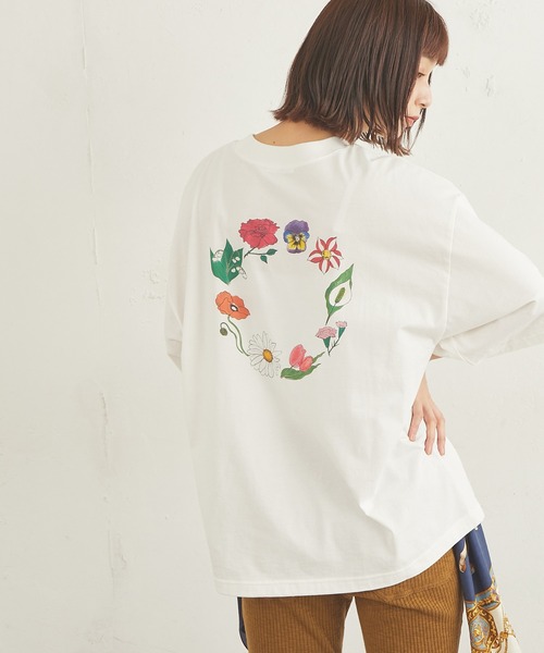 Lui's（ルイス）の「【AIKA HIRANO × Lui's FEMME/アイカ ヒラノ × ルイス ファム】オーバーTシャツ "flowercircle"（Tシャツ/カットソー・レディース・ホワイト・FREE）」の18枚目の写真