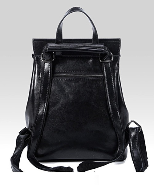 florist（フローリスト）の「【2WAY】ショルダーバッグになるフラップレザーリュックサック（バックパック/リュック・レディース・グレー/ブラック/キャメル/グリーン・FREE）」の17枚目の写真