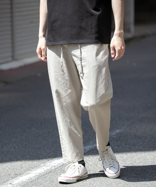 ITEMS URBANRESEARCH（アイテムズ アーバンリサーチ）の「綿麻イージーパンツ（その他パンツ・メンズ・ブルー/ベージュ/パープル/ブラック・LARGE/MEDIUM）」の5枚目の写真