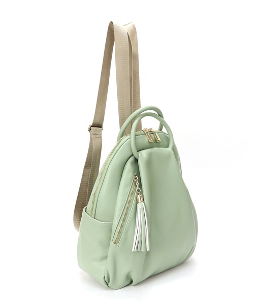 BASE（ベース）の「レディース パスケース付 リュック（バックパック/リュック・レディース・アイボリー/ベージュ/ブラック/ブルー/グリーン/ガンメタ・FREE）」の17枚目の写真