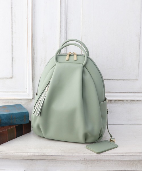 BASE（ベース）の「レディース パスケース付 リュック（バックパック/リュック・レディース・アイボリー/ベージュ/ブラック/ブルー/グリーン/ガンメタ・FREE）」の21枚目の写真