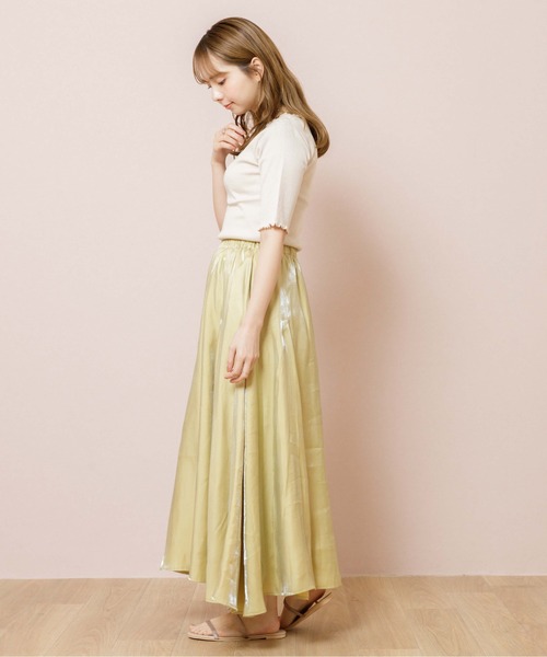 flower（フラワー）の「グロッシャーフレアスカート（スカート・レディース・アイボリー/カーキ・FREE）」の6枚目の写真