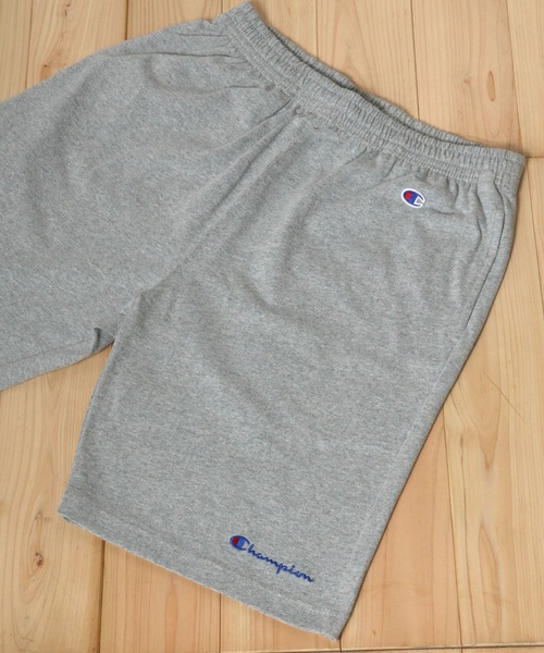 Champion(チャンピオン)の「Champion/チャンピオン スウェット ワンポイント刺繍 ショートパンツ(その他パンツ・メンズ・ホワイト/ブラック/ネイビー/グレー/オリーブ/チャコール/レッド/イエロー・S/M/L/XL)」の4枚目の写真