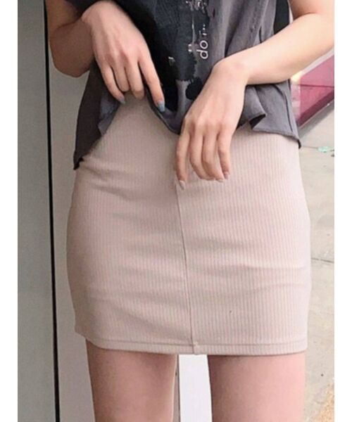 EMODA（エモダ）の「フィットカットリブスカート（スカート・レディース・ブラック/グレー/アイボリー/ミント・SMALL/MEDIUM）」の2枚目の写真