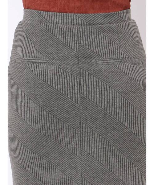 EMODA（エモダ）の「フィットカットリブスカート（スカート・レディース・ブラック/グレー/アイボリー/ミント・SMALL/MEDIUM）」の13枚目の写真