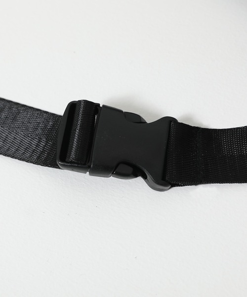 FILA（フィラ）の「【FILA/フィラ】筆記体刺繍 ボアフリース ウエストバッグ（ボディバッグ/ウエストポーチ・レディース・チャコールグレー/ベージュ/ブラウン/スモークピンク・FREE）」の20枚目の写真