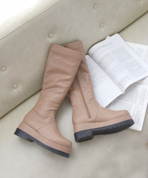 sango（sango）の「ラウンドトゥトラックソールストレッチロングブーツ（ブーツ・レディース・ブラック/アイボリー/グレイッシュベージュ・LL/S/M/L）」の6枚目の写真