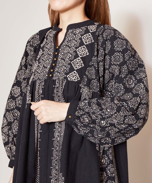 チャイハネ（チャイハネ）の「【チャイハネ】ブロックプリント ビブレトップス（シャツ/ブラウス・レディース・ホワイト/ブラック/ブラウン・FREE）」の15枚目の写真