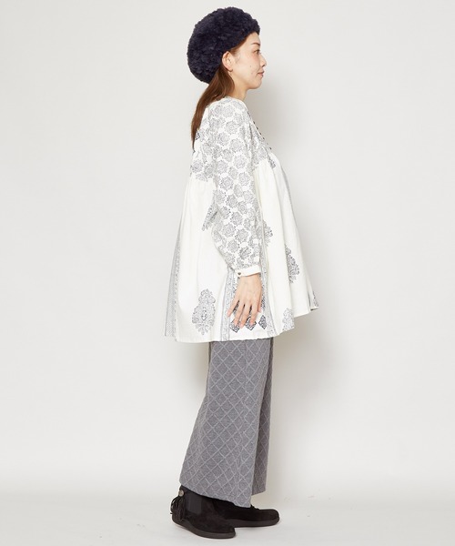 チャイハネ（チャイハネ）の「【チャイハネ】ブロックプリント ビブレトップス（シャツ/ブラウス・レディース・ホワイト/ブラック/ブラウン・FREE）」の21枚目の写真