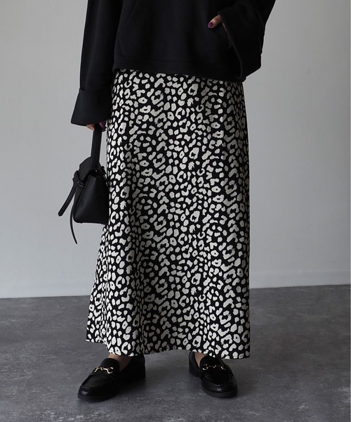 Riberry（リベリー）の「アニマル柄プリントスカート（スカート・レディース・A/B/C/D・MEDIUM/LARGE）」の12枚目の写真