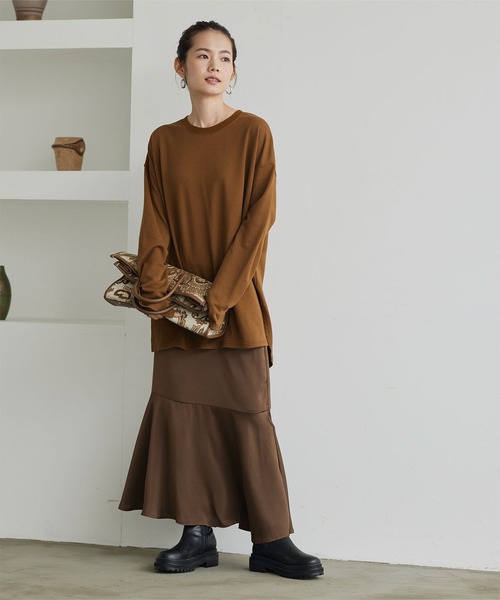 titivate(ティティベイト)の「毛焼きミニ裏毛カットソーチュニック(Tシャツ/カットソー・レディース・ブラウン/オフホワイト/イエロー/グリーン/チャコール・FREE)」の10枚目の写真