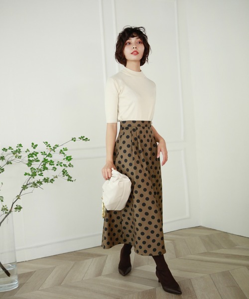 Leja（レジャ）の「ドットフレアロングスカート（スカート・レディース・ベージュ/ブラウン/グリーン・SMALL/MEDIUM）」の11枚目の写真