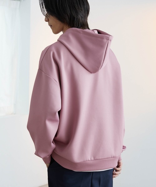 Like Us（ライクアス）の「【LikeUs】シルキーダンボールニットオーバーサイズカラーパーカー（パーカー・メンズ・グレイッシュブルー/ライトベージュ/グレイッシュベージュ/ネイビー/ダークグレー/オレンジ/ホワイト/チェリーピンク/カーキ系/ブラック/イエロー/ワインレッド/ブラウン・XL/M/L）」の22枚目の写真