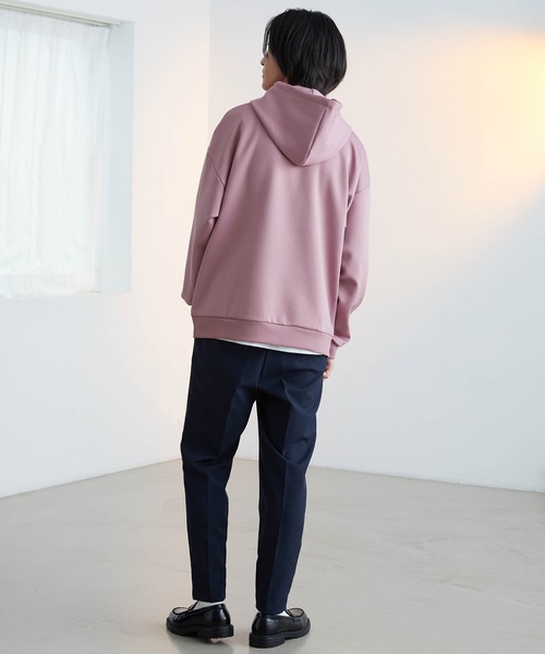 Like Us（ライクアス）の「【LikeUs】シルキーダンボールニットオーバーサイズカラーパーカー（パーカー・メンズ・グレイッシュブルー/ライトベージュ/グレイッシュベージュ/ネイビー/ダークグレー/オレンジ/ホワイト/チェリーピンク/カーキ系/ブラック/イエロー/ワインレッド/ブラウン・XL/M/L）」の20枚目の写真