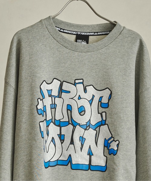 FIRST DOWN（ファーストダウン）の「【FIRST DOWN】グラフィックプリントスウェット（スウェット・メンズ・グレー/オフホワイト・LARGE/X-LARGE）」の6枚目の写真