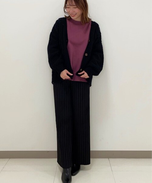 SHOO・LA・RUE(シューラルー)の「◆裏起毛シンプルスウェット(スウェット・レディース・カーキ/ブルー/キャメル/ナチュラル/ピンク系/ブラック・04/03/02)」の18枚目の写真