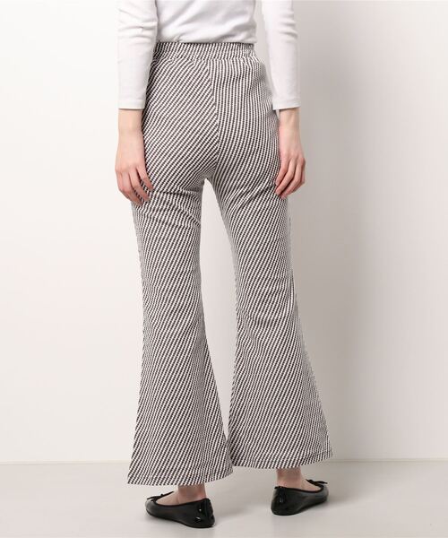 STYLEBLOCK（スタイルブロック）の「ストライプジャガードセミフレアパンツ（その他パンツ・レディース・ネイビー/ブラウン/グリーン/イエロー系その他/オレンジ系その他・M）」の6枚目の写真