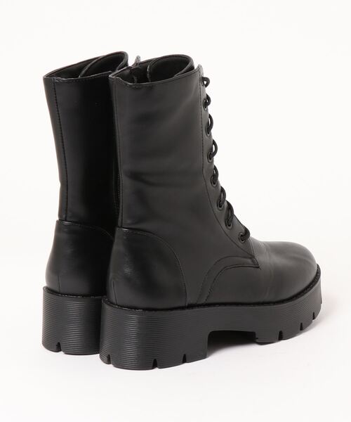 repipi armario(レピピ アルマリオ)の「ボリュームソールブーツ(ブーツ・キッズ・ホワイト/ブラック・SMALL/MEDIUM/LARGE)」の3枚目の写真