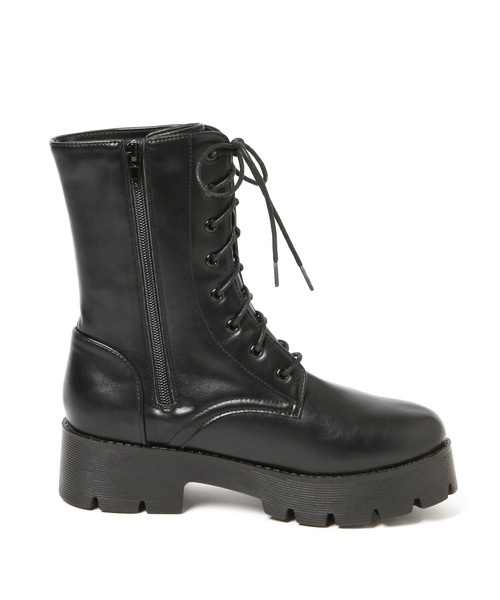 repipi armario(レピピ アルマリオ)の「ボリュームソールブーツ(ブーツ・キッズ・ホワイト/ブラック・SMALL/MEDIUM/LARGE)」の11枚目の写真