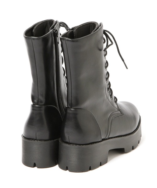 repipi armario(レピピ アルマリオ)の「ボリュームソールブーツ(ブーツ・キッズ・ホワイト/ブラック・SMALL/MEDIUM/LARGE)」の12枚目の写真